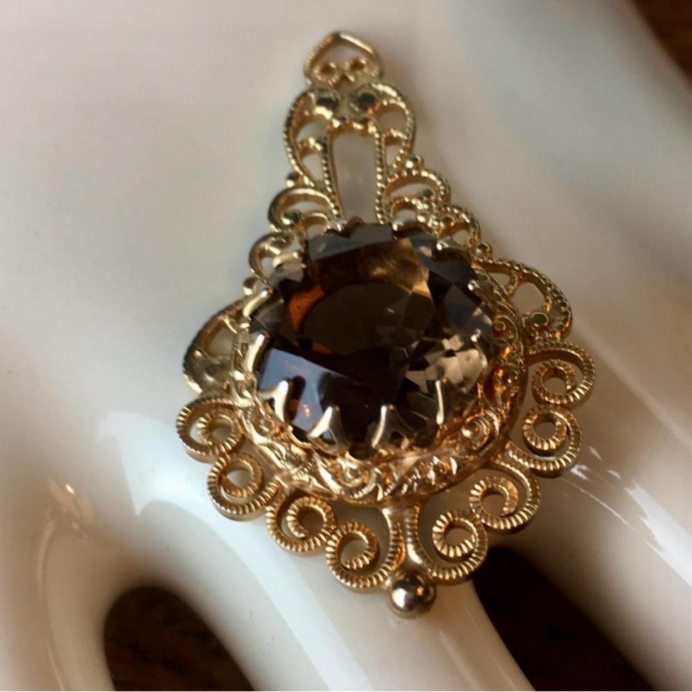 Hobe Pendant - Picture 11 of 14